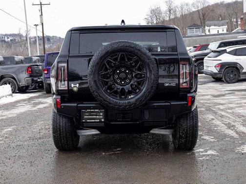 2024 GMC HUMMER EV SUV 2X