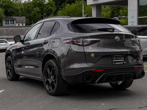 2024 Alfa Romeo Stelvio Veloce AWD