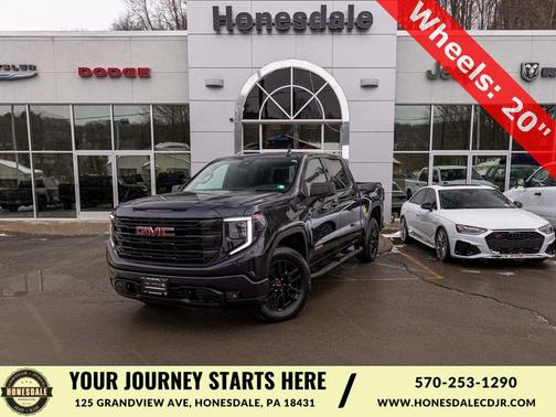 2025 GMC Sierra 1500 Elevation