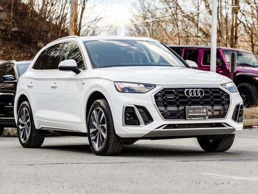 2022 Audi Q5 45 S line Premium