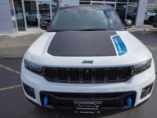 2023 Jeep Grand Cherokee 4xe Trailhawk