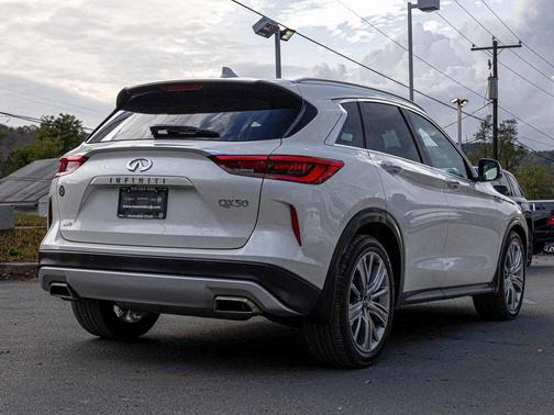 2022 INFINITI QX50 SENSORY AWD