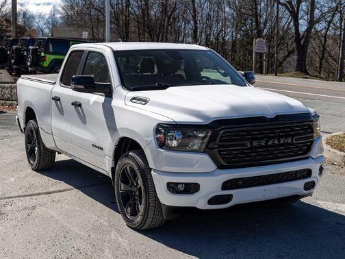 Bright White Clearcoat 2023 RAM 1500 Big Horn/Lone Star