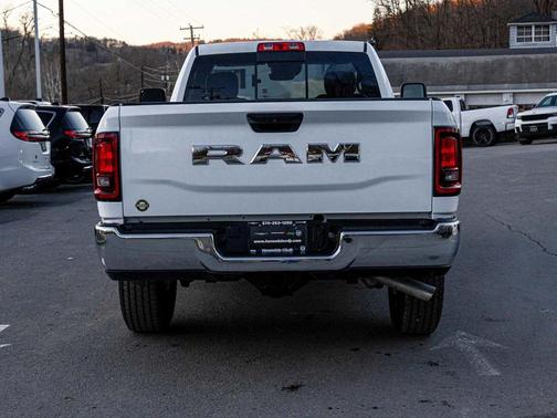 2025 RAM 2500 Tradesman Regular Cab 4x2 8' Box