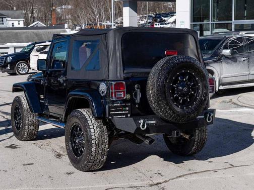 2013 Jeep Wrangler Sahara