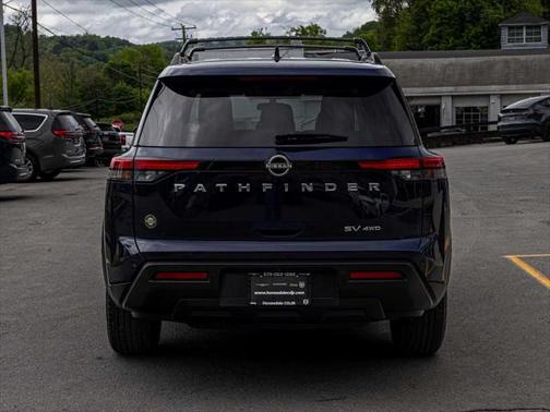 2022 Nissan Pathfinder SV 4WD