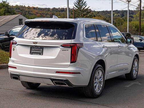 2024 Cadillac XT6 Luxury AWD