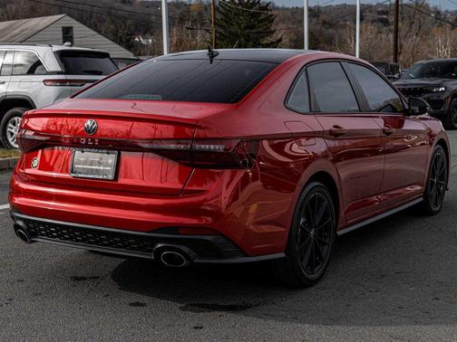2025 Volkswagen Jetta GLI 2.0T Autobahn