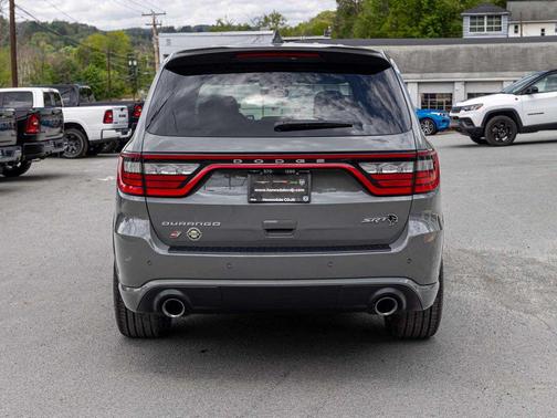 Destroyer Gray Clearcoat 2026 Dodge Durango SRT Hellcat AWD