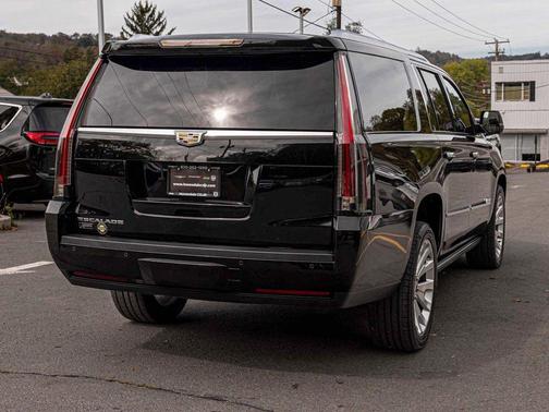 2015 Cadillac Escalade ESV Premium
