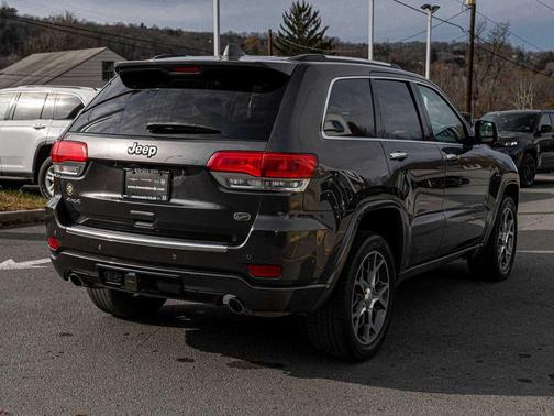 2020 Jeep Grand Cherokee Overland