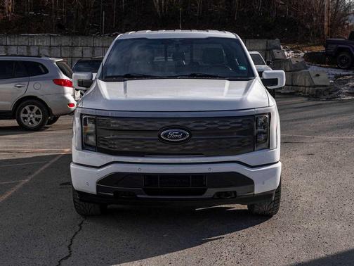 2023 Ford F-150 Lightning LARIAT