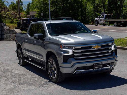Sterling Grey Metallic 2025 Chevrolet Silverado 1500 High Country