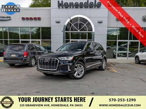 2022 Audi Q7 45 Premium Plus
