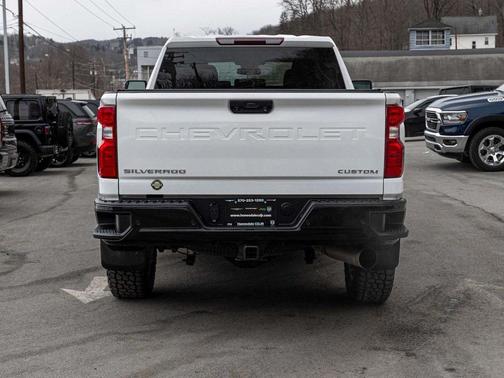 2024 Chevrolet Silverado 2500 Custom