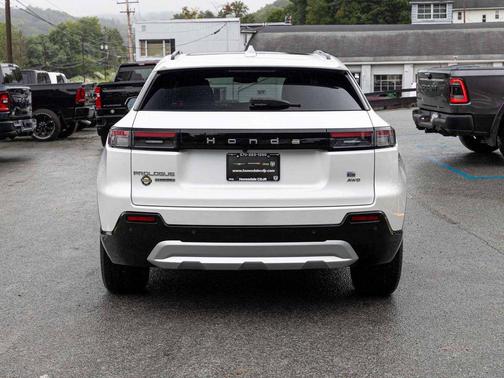 Snowfall Pearl 2025 Honda Prologue Touring
