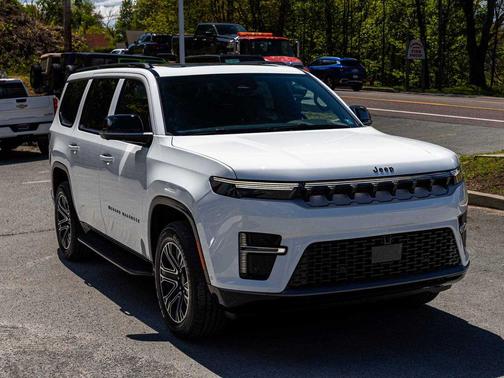 Bright White Clearcoat 2026 Jeep Grand Wagoneer