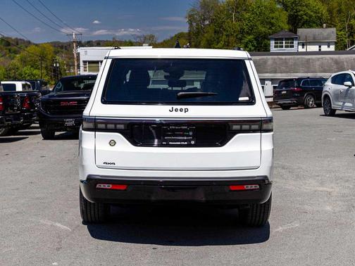 Bright White Clearcoat 2026 Jeep Grand Wagoneer