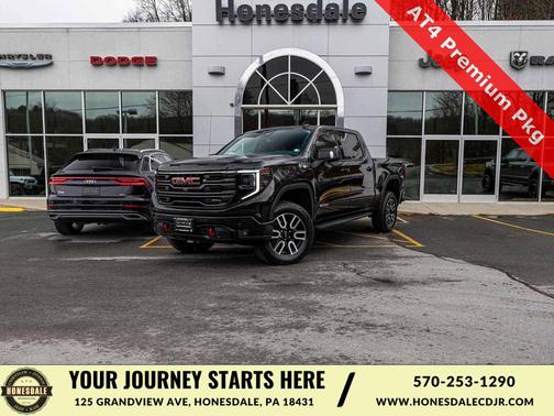 2025 GMC Sierra 1500 AT4