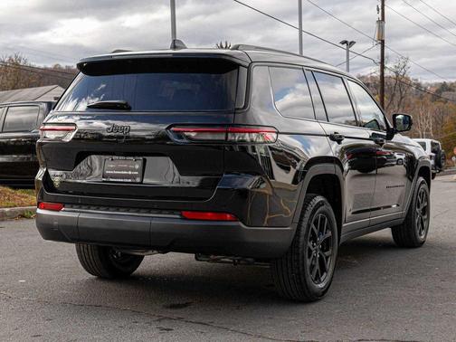 2025 Jeep Grand Cherokee L Altitude