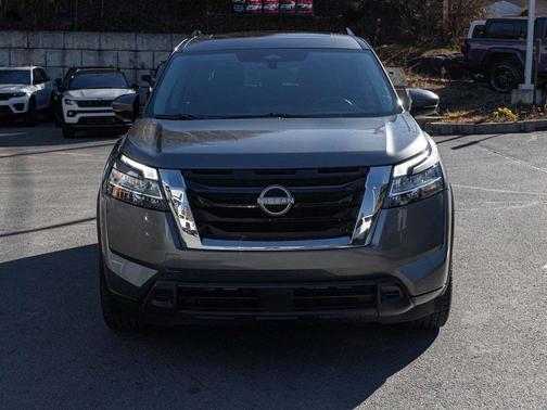 2022 Nissan Pathfinder SV 4WD