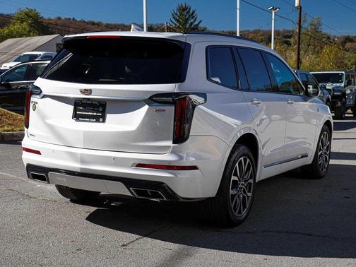 2023 Cadillac XT6 Sport AWD