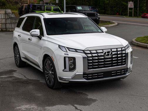 Hyper White 2023 Hyundai PALISADE Calligraphy