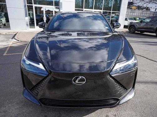 2023 Lexus RZ 450e Premium