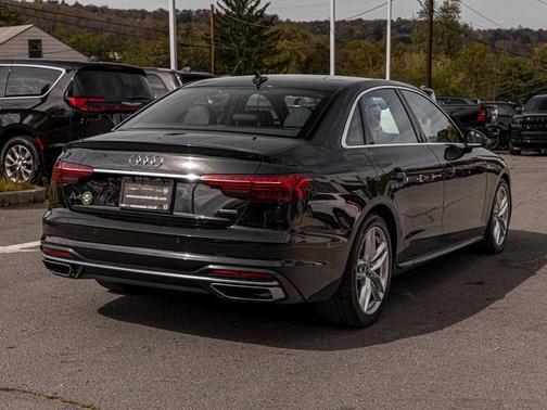 2023 Audi A4 45 S line Premium Plus