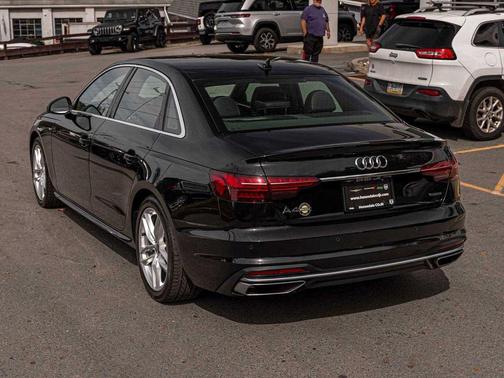 2023 Audi A4 45 S line Premium Plus