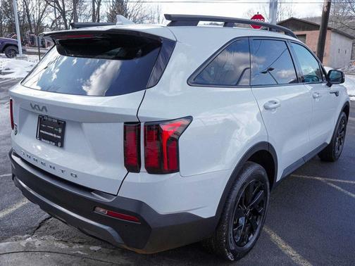 2022 Kia Sorento S