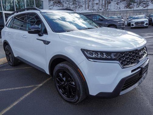 2022 Kia Sorento S