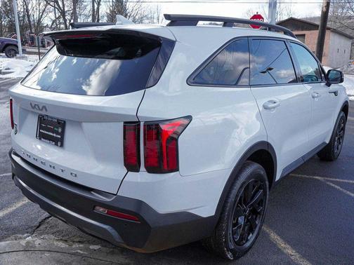 2022 Kia Sorento S