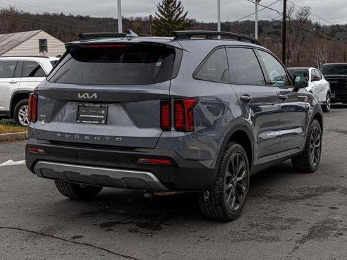 2022 Kia Sorento EX