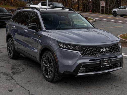 2022 Kia Sorento EX