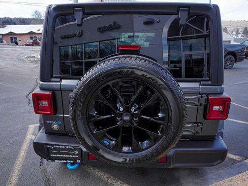 2023 Jeep Wrangler 4xe Sahara