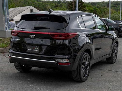 2022 Kia Sportage LX