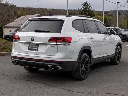 2022 Volkswagen Atlas 2.0T SE w/Technology 4MOTION
