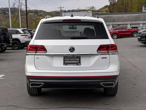 2022 Volkswagen Atlas 2.0T SE w/Technology 4MOTION