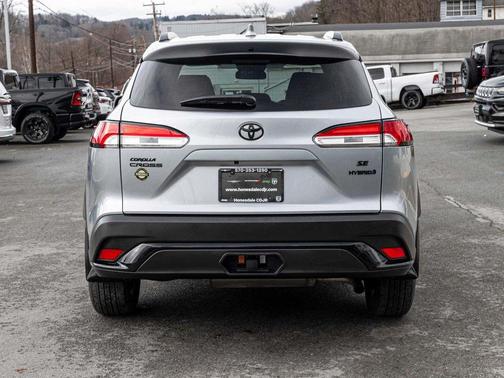 2024 Toyota Corolla Hybrid SE