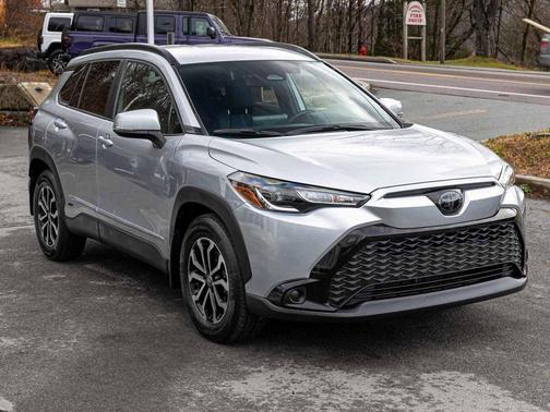 2024 Toyota Corolla Hybrid SE