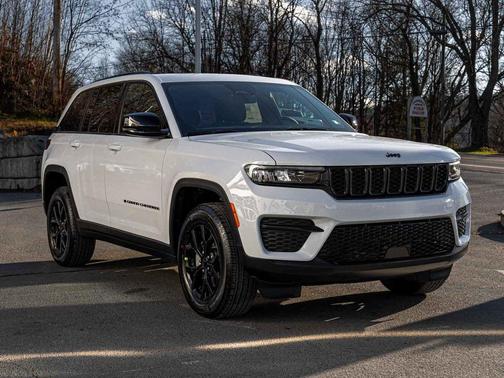 2025 Jeep Grand Cherokee Altitude