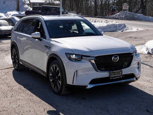 2024 Mazda CX-90 PHEV Premium Plus