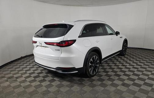 2024 Mazda CX-90 PHEV Premium Plus