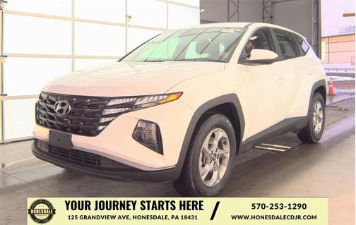 2023 Hyundai TUCSON SE