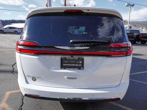 2026 Chrysler Pacifica L