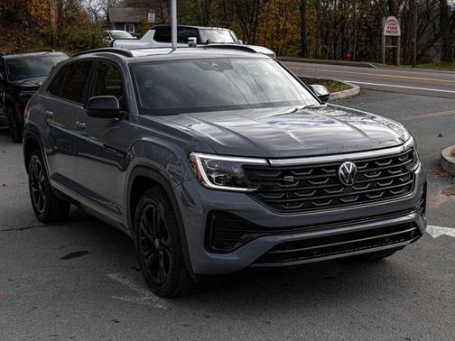 2025 Volkswagen Atlas Cross Sport 2.0T SEL