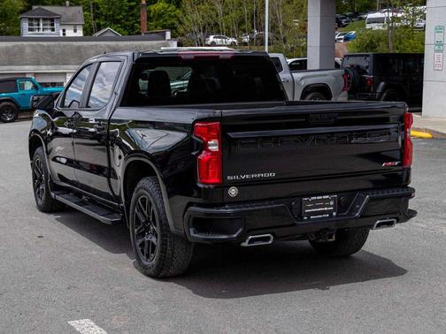 Black 2024 Chevrolet Silverado 1500 RST