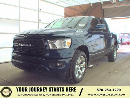 Patriot Blue Pearlcoat 2023 RAM 1500 Big Horn/Lone Star