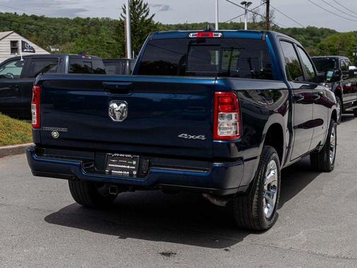 Patriot Blue Pearlcoat 2023 RAM 1500 Big Horn/Lone Star